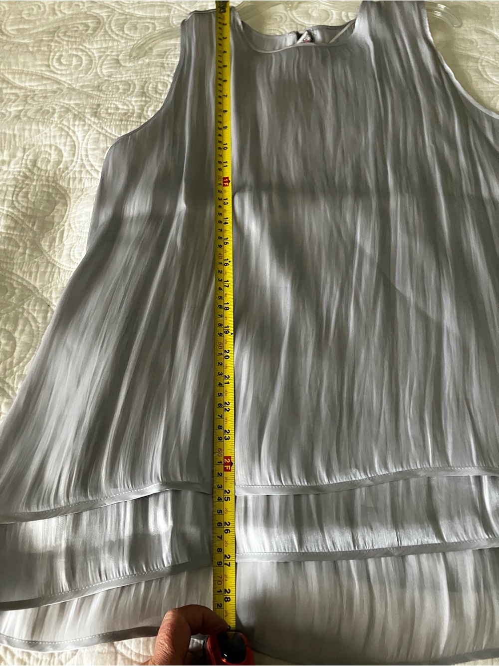 NWOT-Vince Camuto Silvery Gray Tiered Sleeveless Blouse XL Flowy High-Low Hem | - Picture 7 of 8